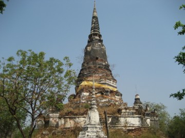 Main chedi of Wat Dusit