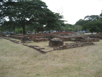 View of the ruins of Wat Khae