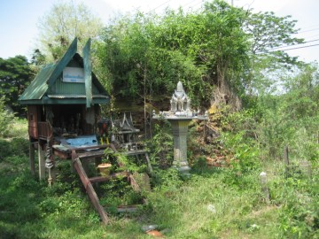 Remains of Wat Khwit - north side