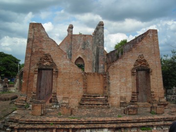 Monastic structure in situ