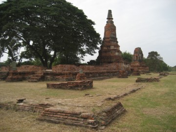 View of vihara and ubosot from the east