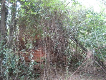 Rectangular brick structure in situ