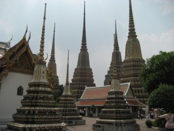 Phra Chedi Sri Sanphetdayan at Wat Pho - Bangkok