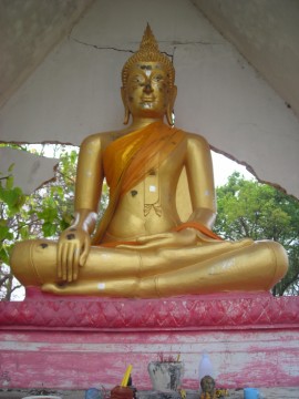 Buddha image in situ