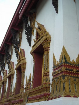 Decorated windows of a monastic structure at Wat Suwandararam