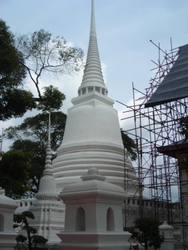 Chedi at Wat Suwandararam