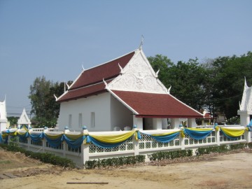 Old ordination hall of Wat Tum