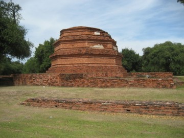 The principal chedi from the south