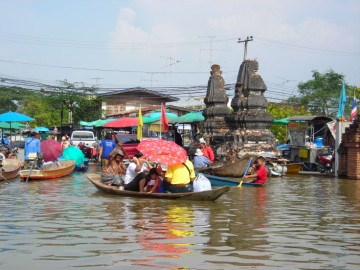 Flooding at the temple site