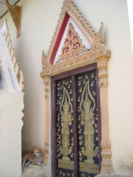 One of the doors of the ubosot